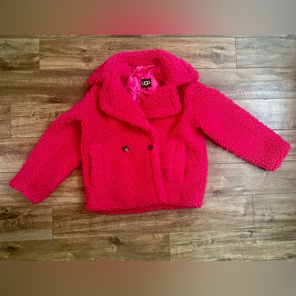 UGG Gertrude Teddy Coat Short Pink NWOT XS, Soft Pink Coat - Picture 2 of 6